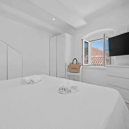 Luxury Arsenal Hvar شقة
