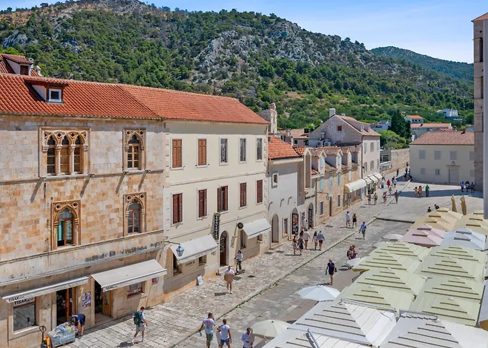Arsenal Hvar